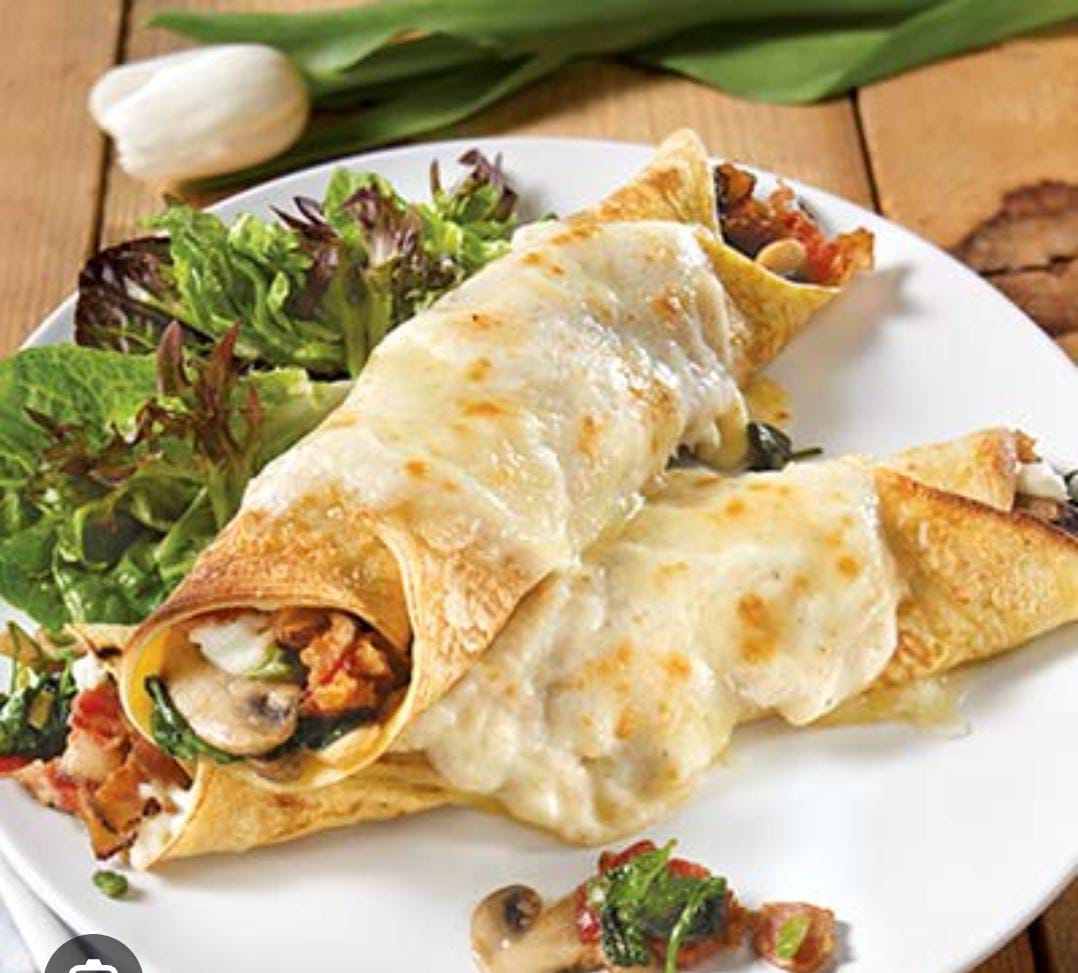 La Crepe Romaine   